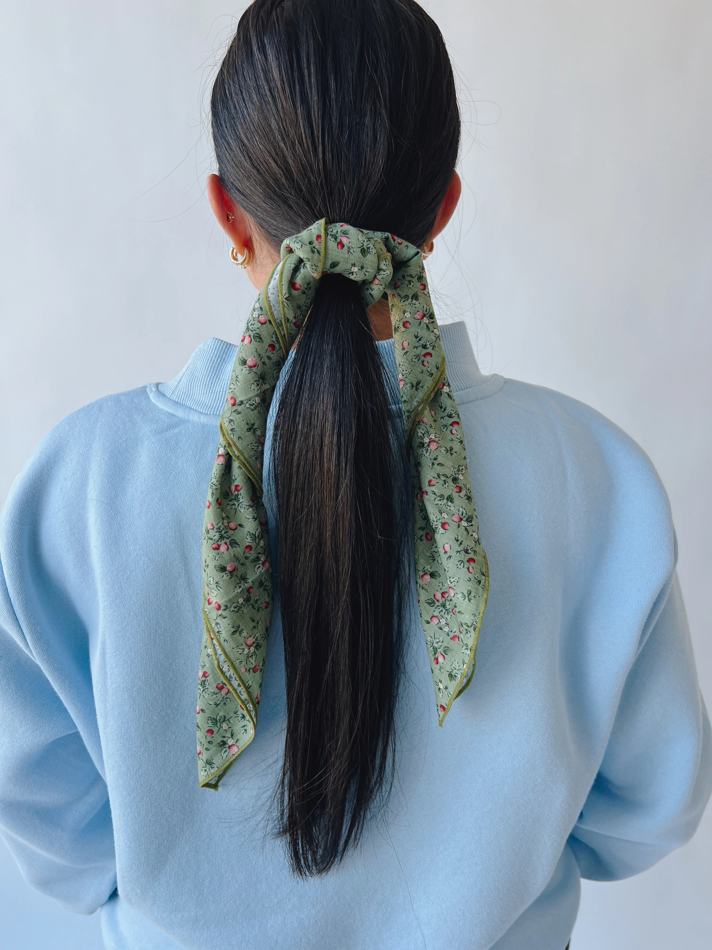 AK Brand: Cotton Square Neck Scarf