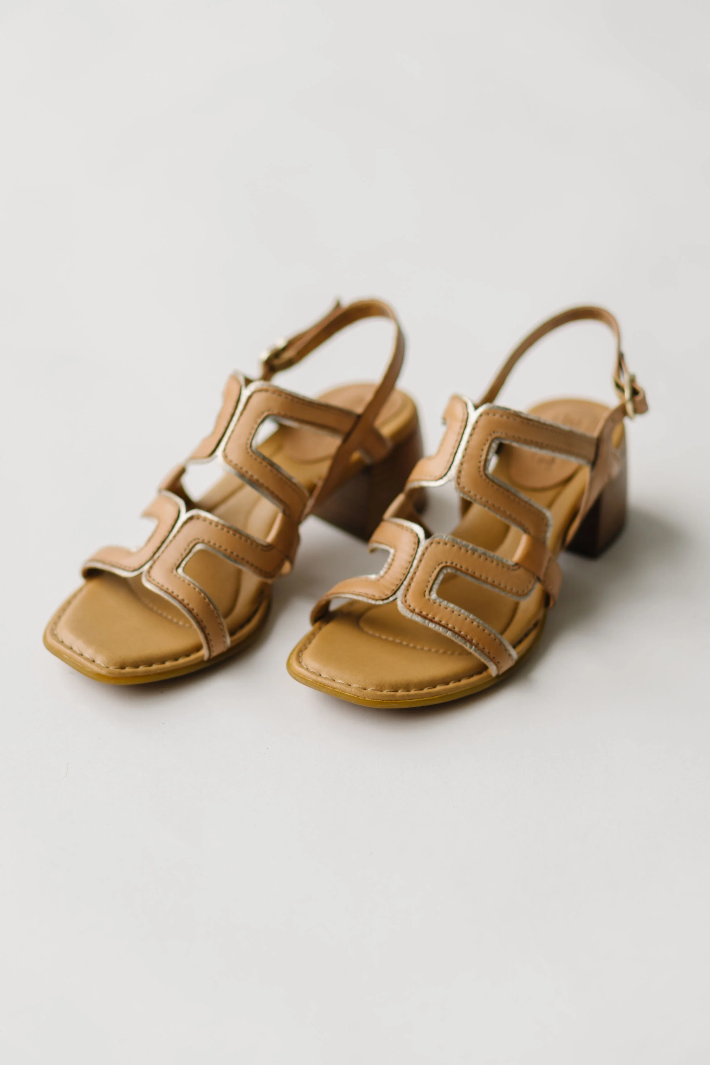 Born: Sofia Heel in Natural + Panna Cotta - Image 9