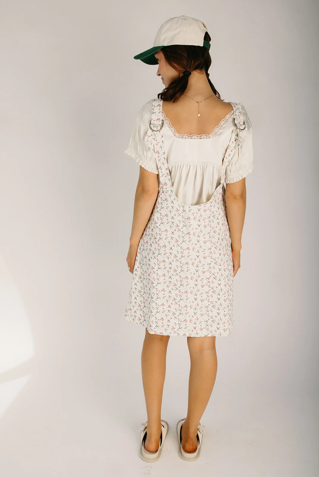 The Zenia Ditsy Floral Overall Dress in Ivory Denim - Image 9