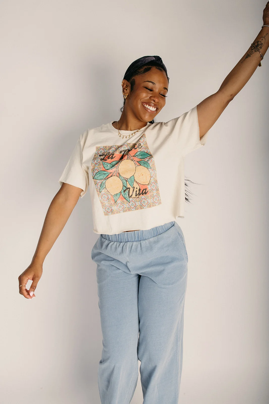 La Dolce Vita Vintage Graphic Crop Tee in Ivory - Image 4