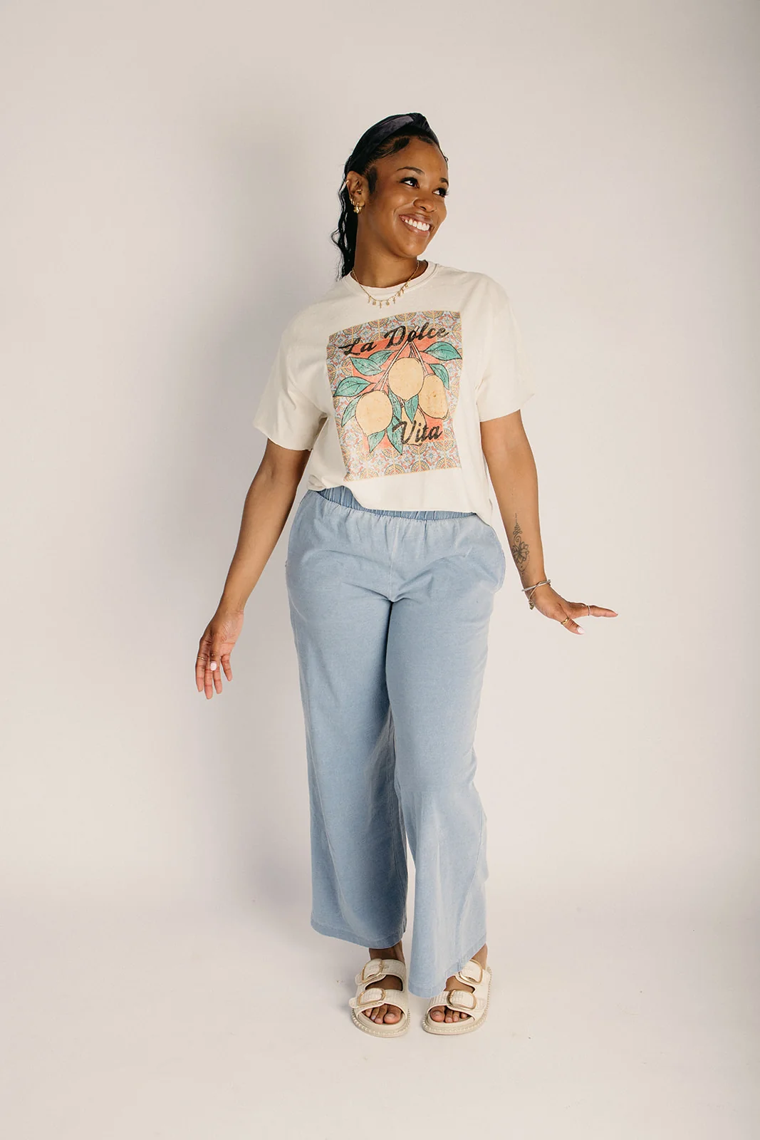 La Dolce Vita Vintage Graphic Crop Tee in Ivory - Image 5