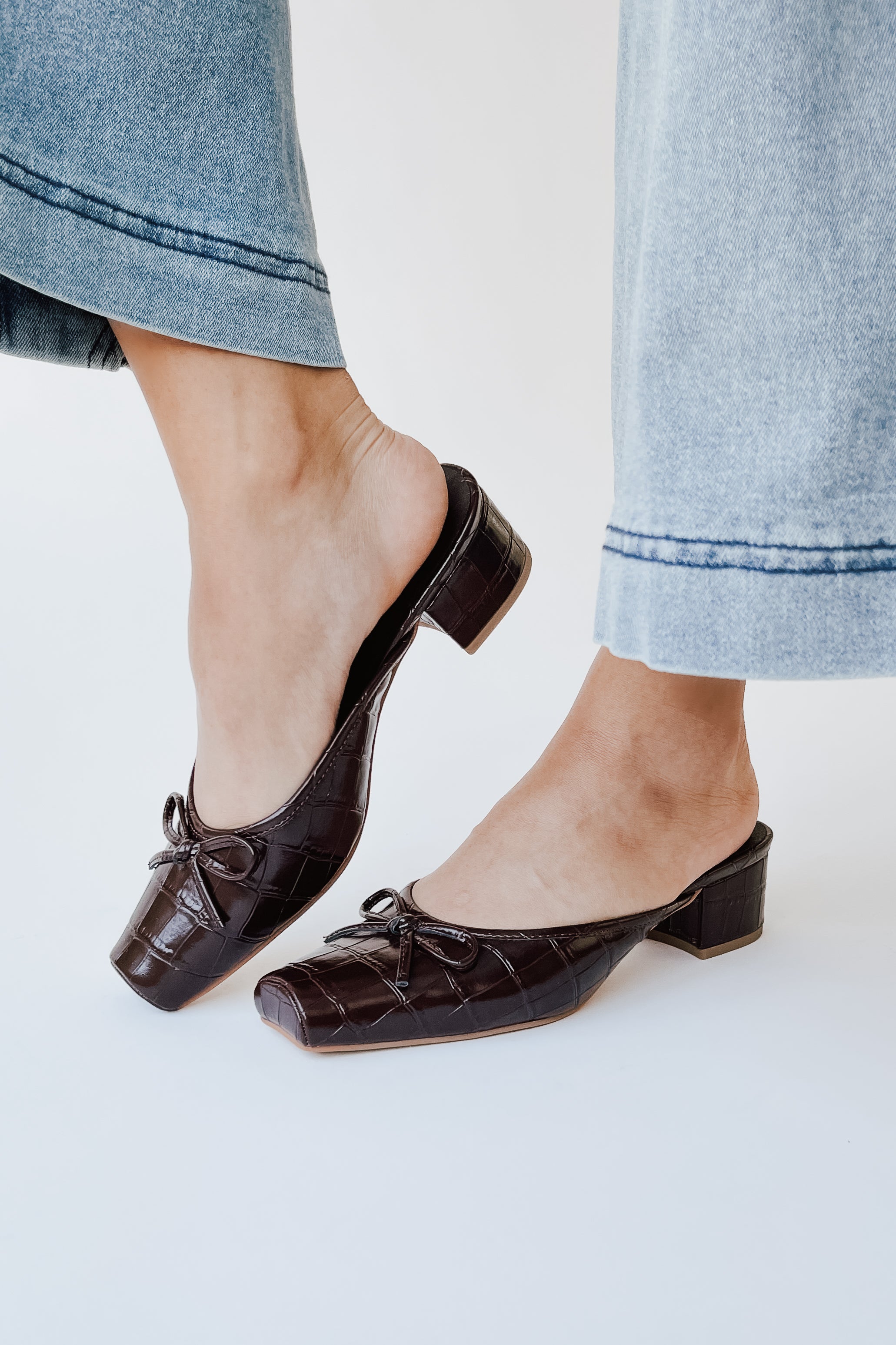 Matisse: Geneva Heeled Mule in Coffee Croc - Image 5