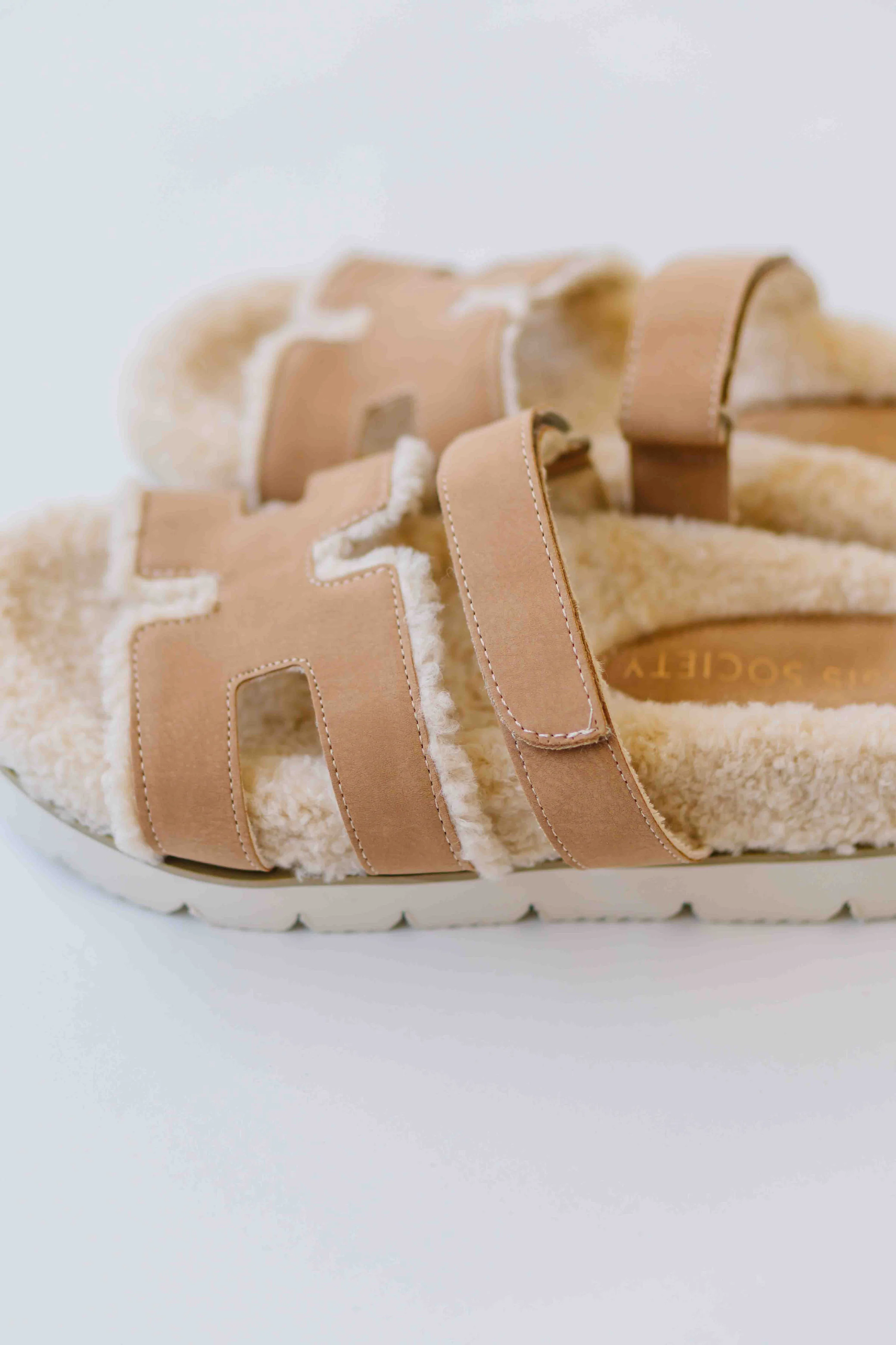 The Alpine Faux Shearling Sandal in Camel - Image 8