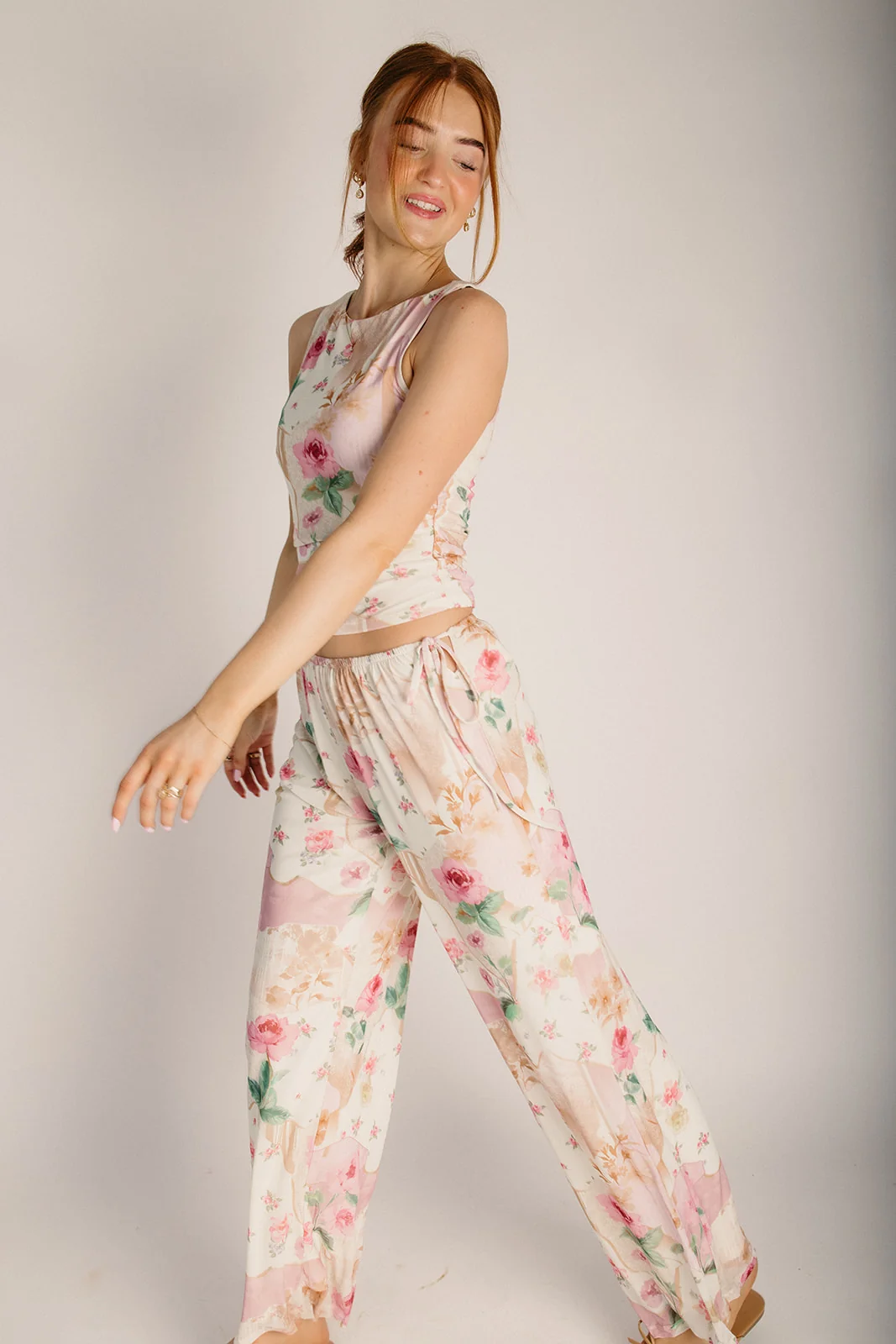 The Arinder Boat Neck Fitted Blouse in Ivory + Rose Pink - Image 5
