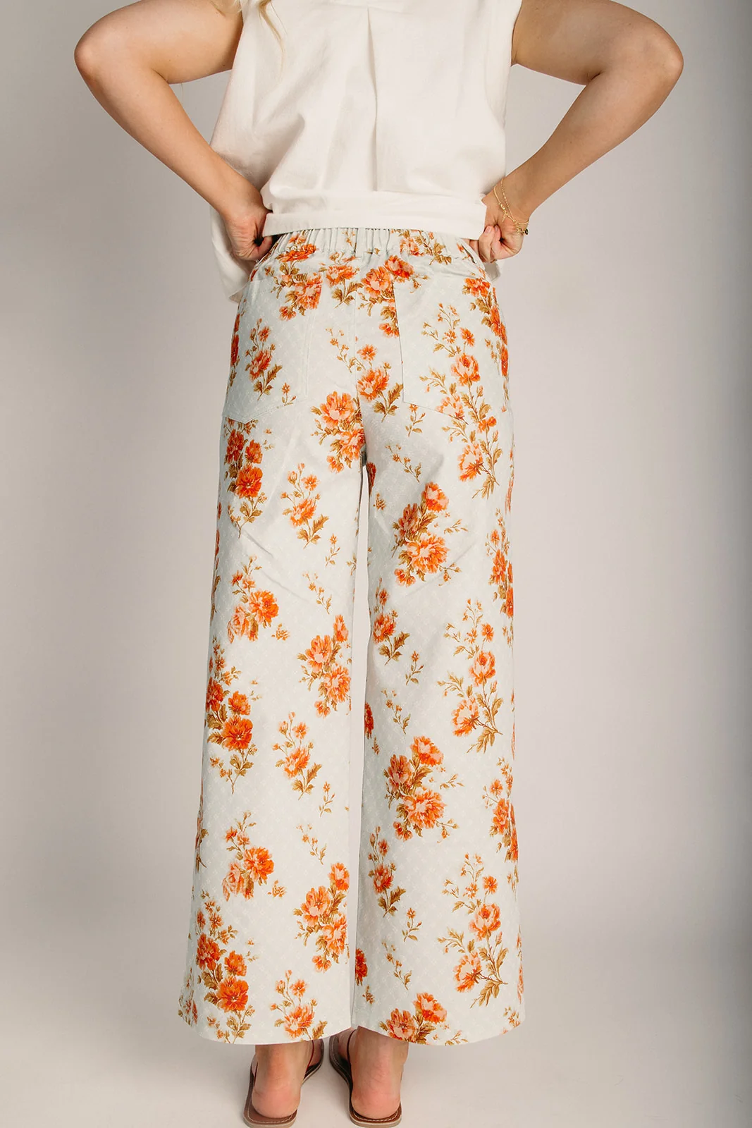The Ashland Floral Wide Leg Pant in Blue Multi - Image 3