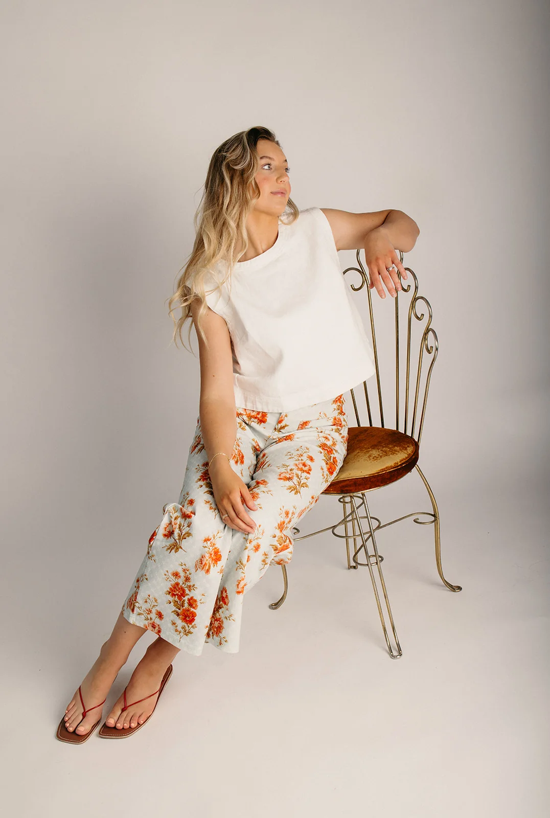 The Ashland Floral Wide Leg Pant in Blue Multi - Image 4