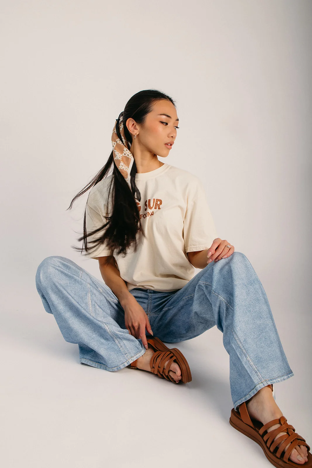The Big Sur California Graphic Oversized Tee in Ivory - Image 6