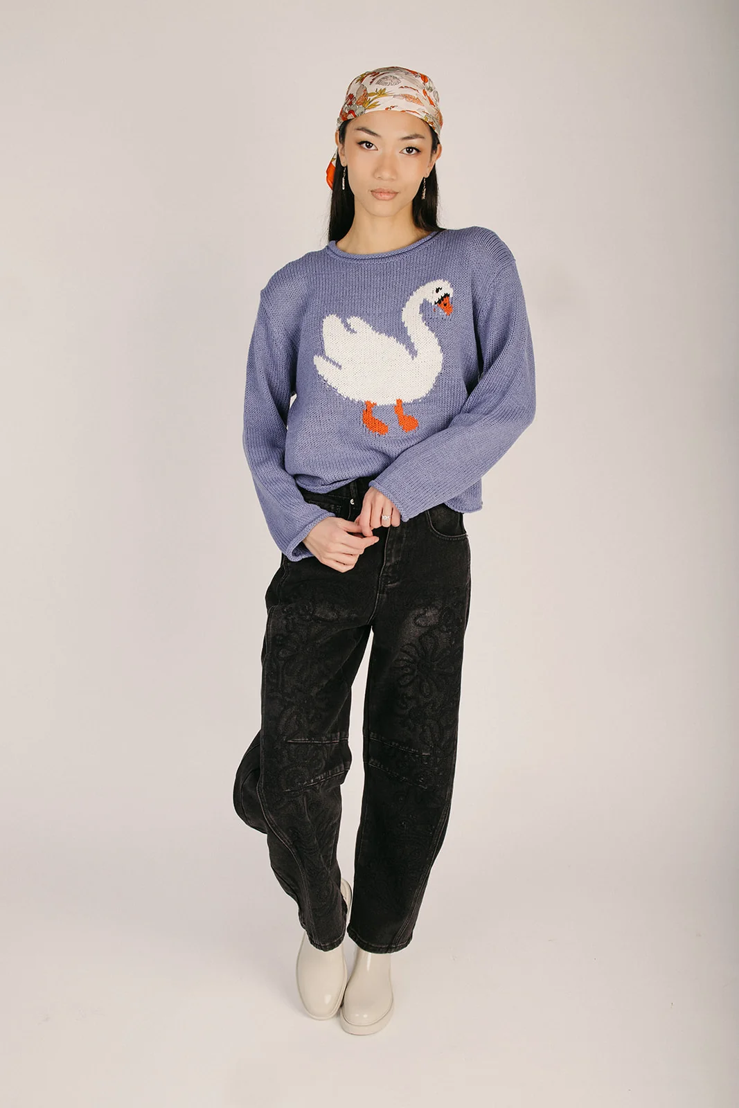 The Brianna Embroidered Barrel Jean in Faded Black - Image 6