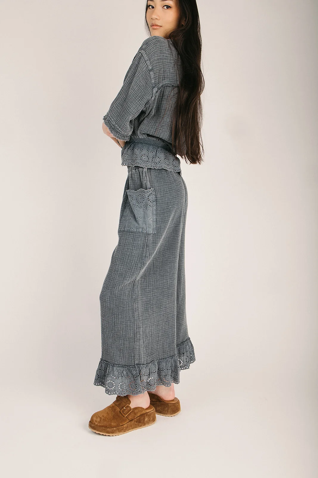 The Carlin Crochet Detail Pant in Smoke - Image 4