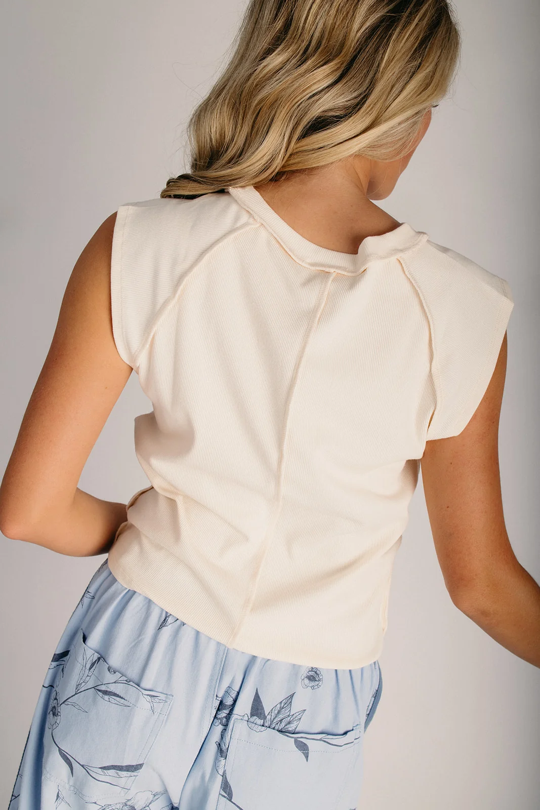 The Castner Short Sleeve Ribbed Tee in Cream - Image 2