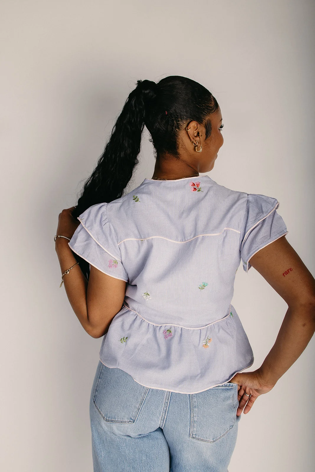 The Catalina Contrast Piping Blouse in Blue Stripe - Image 3