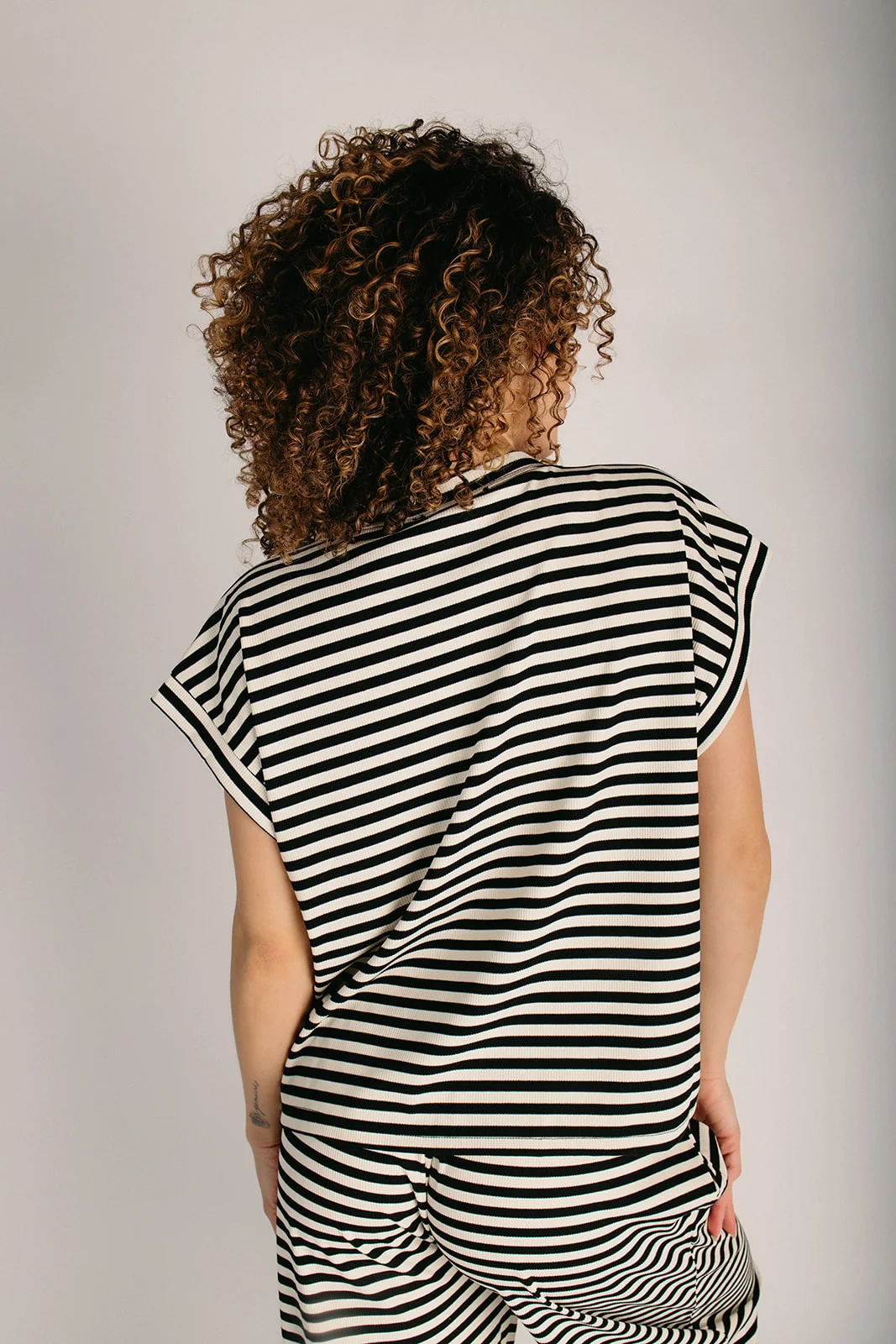 The Caywood Ribbed Top + Pant Set in Black + Cream - Image 3
