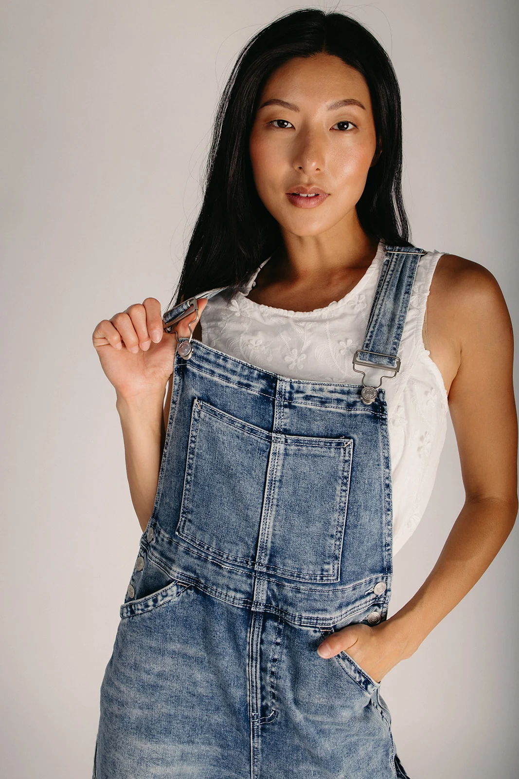 The Emilio Wide Leg Overall in Dark Wash - Image 3