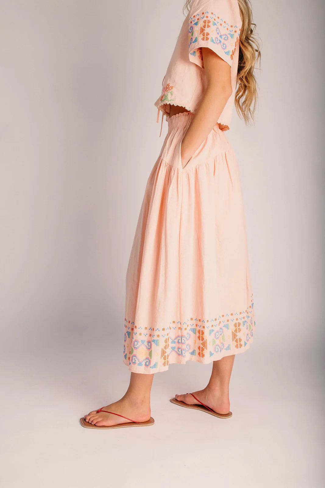 The Hockley Cross-Stitch Embroidered Set in Peach Pink - Image 6