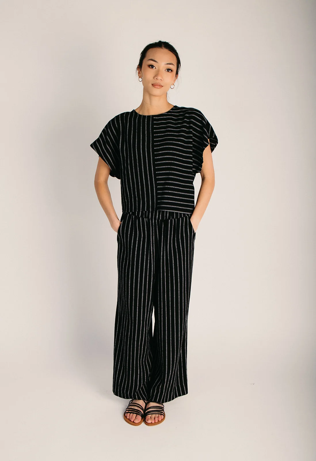 The Jamie Striped Wide Leg Pant in Black - Image 3