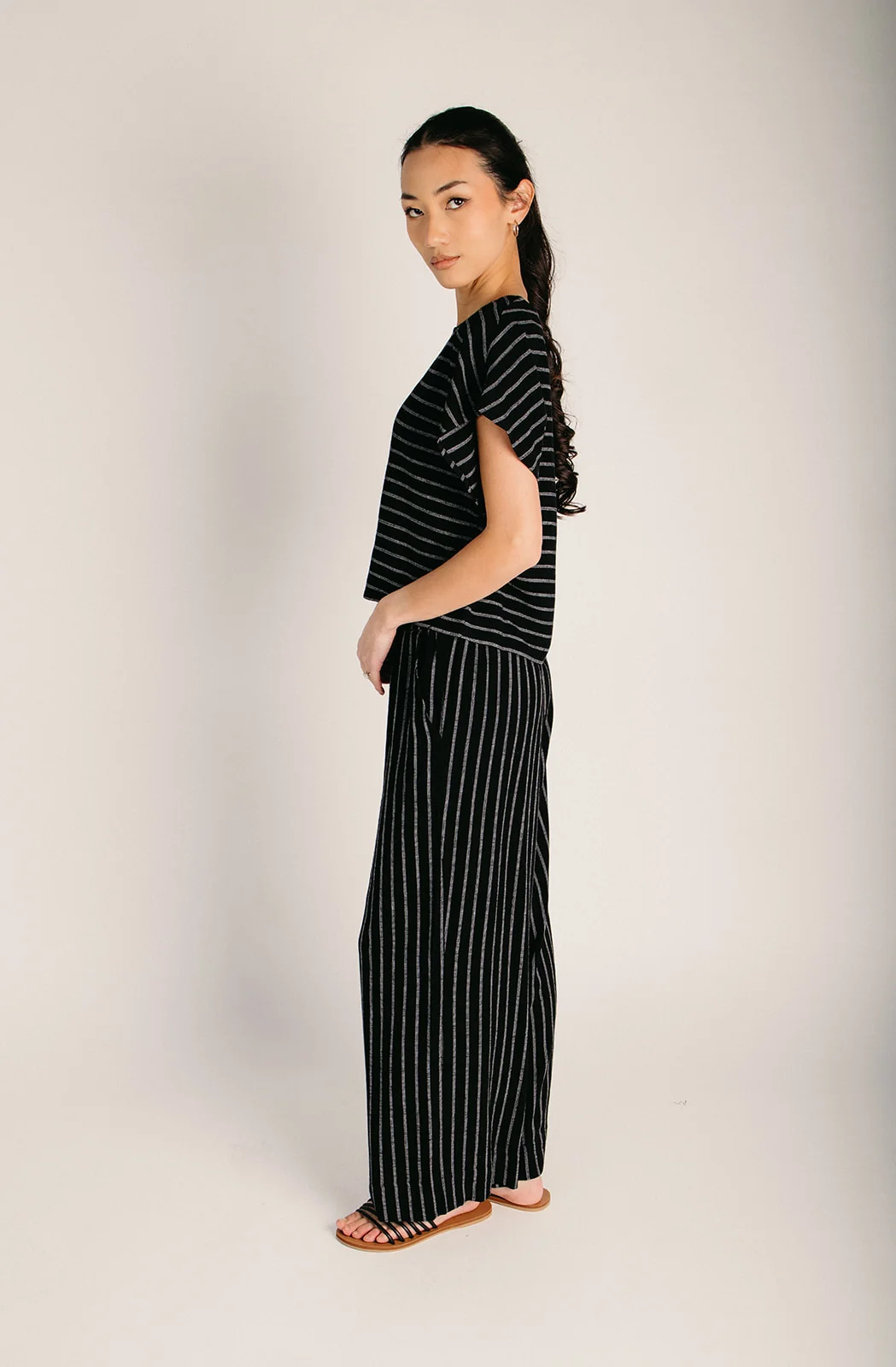 The Jamie Striped Wide Leg Pant in Black - Image 5