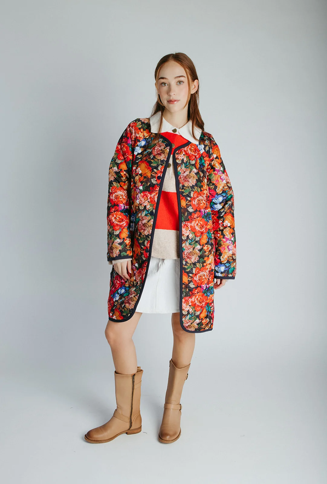 The Janice Quilted Jacket in Navy Floral - Image 5