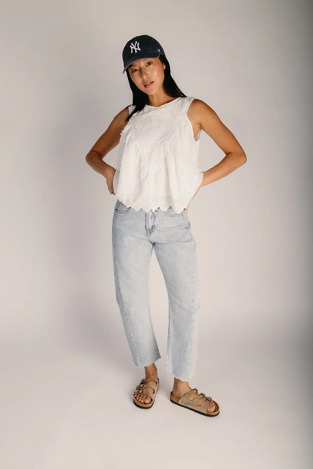 The Kaycen High Rise Barrel Jean in Light Wash - Image 3