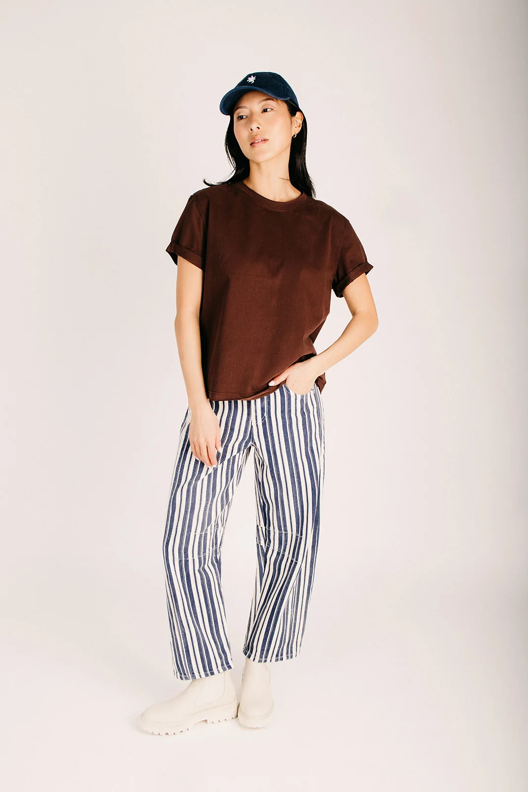 The Kaylin Striped Barrel Pant in Navy - Image 4