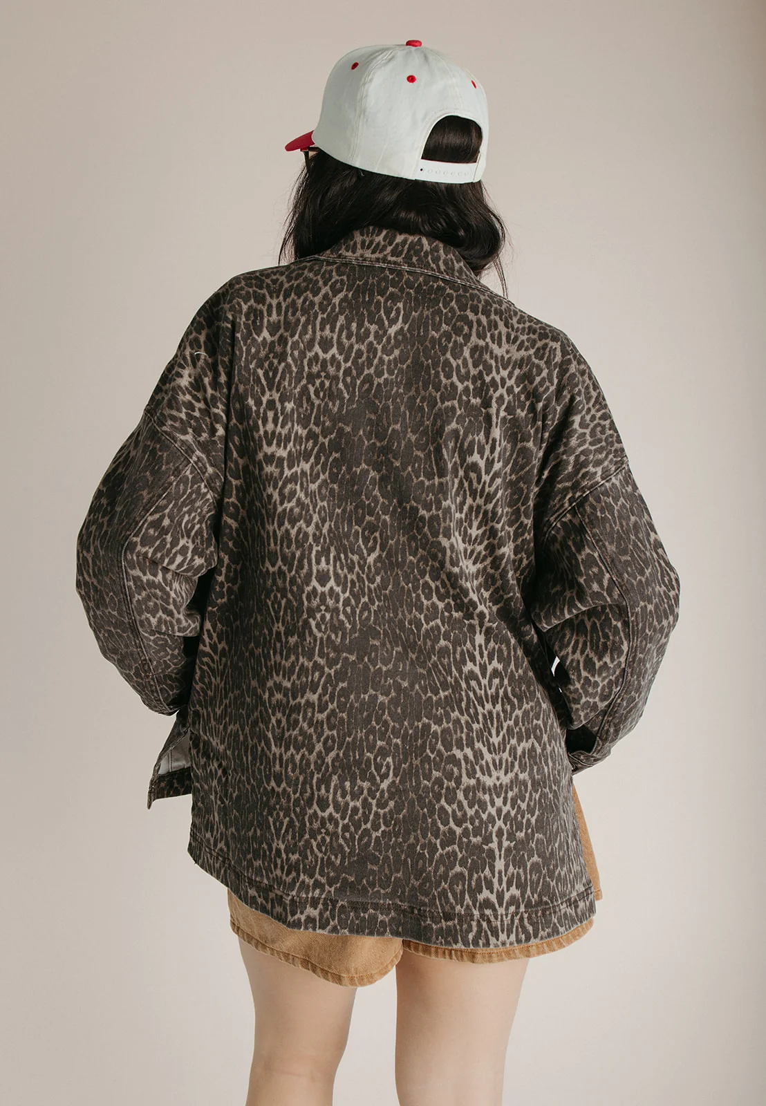 The Keara Oversized Denim Jacket In Leopard - Image 3