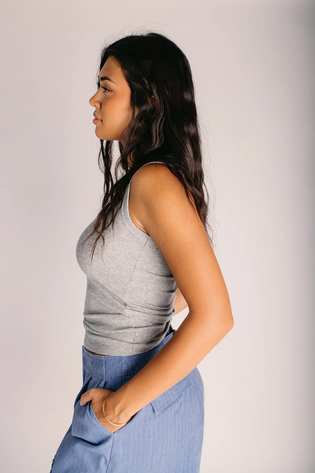 The Kerrigan Ribbed Tank in Heather Grey - Image 4