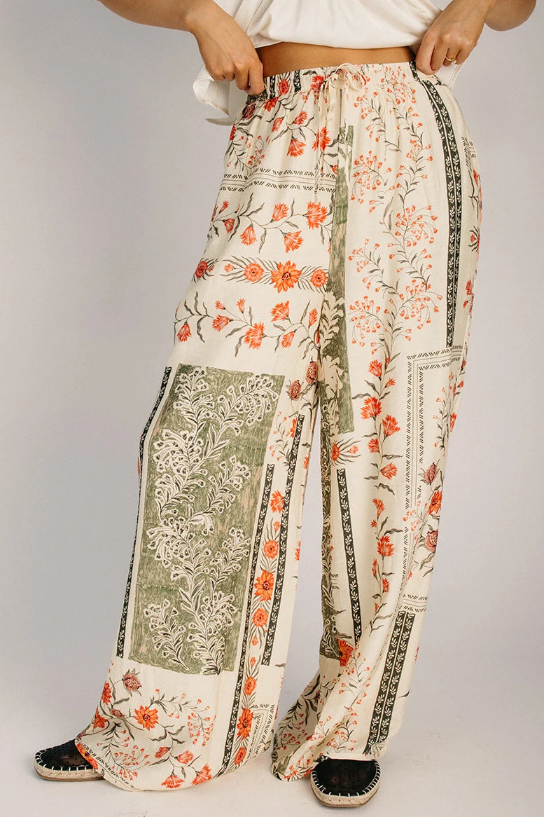 The Lozano Floral Print Flowy Pant in Ecru