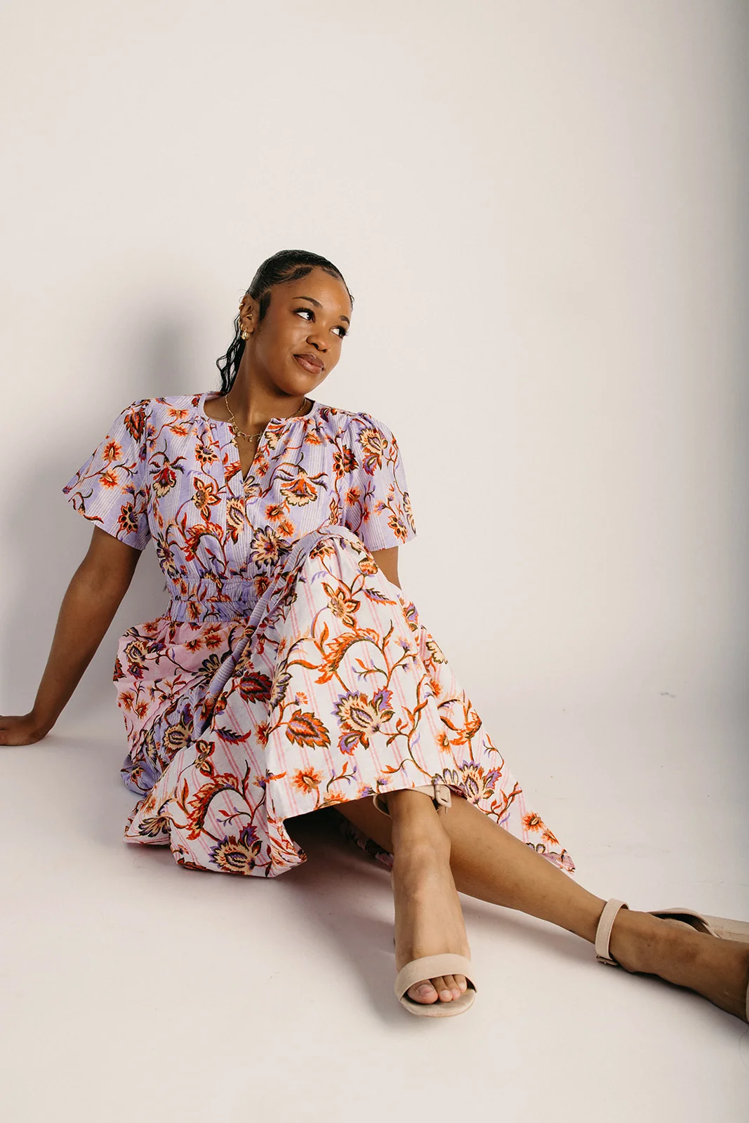 The Lunsford Tiered Paisley Midi Dress in Lavender Multi - Image 12