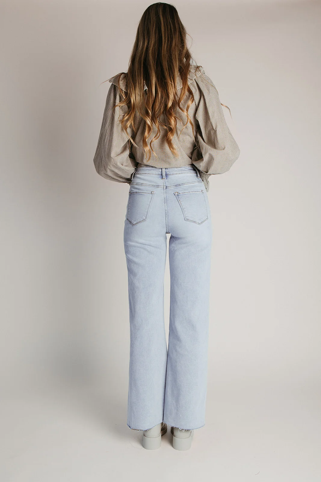 The Madden Side Slit Wide Leg Jean in Light Denim - Image 4