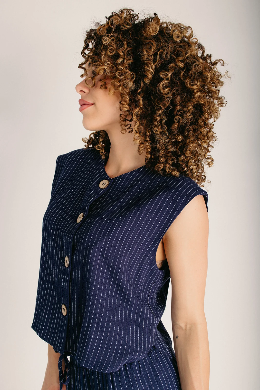 The Madras Crop Button-Up Vest in Navy - Image 4
