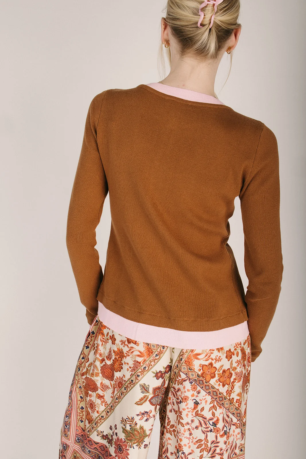 The Oreno Layered Button-Up Cardigan in Brown + Pink - Image 2