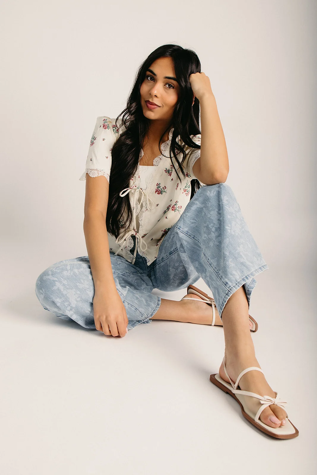 The Rasmus Baggy Floral Jean in Light Denim - Image 5