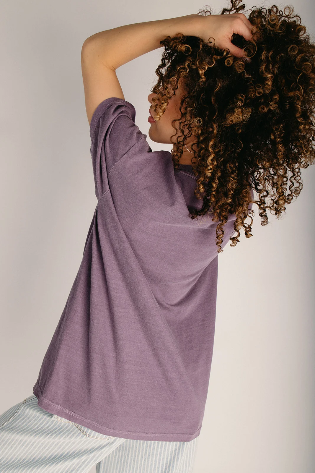 The Rose Flower Graphic Oversized Tee in Wine - Image 4