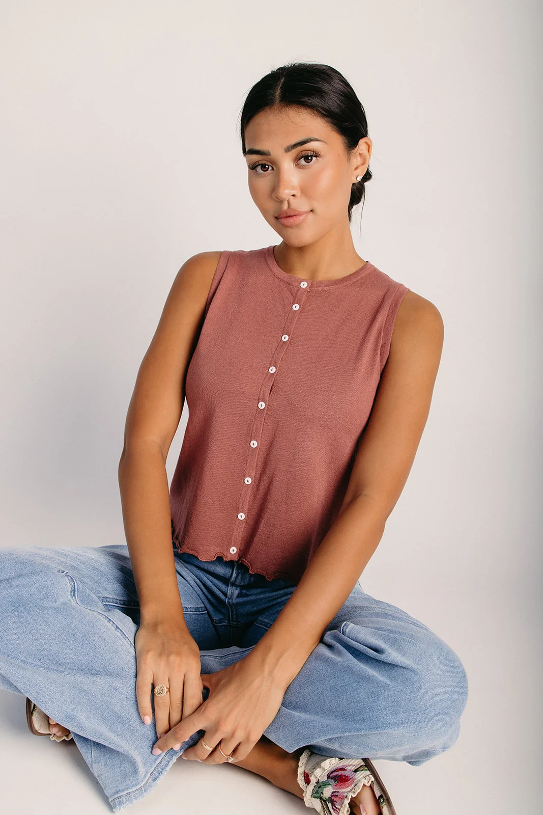 The Saldana Lettuce Hem Button-Up Tank in Red