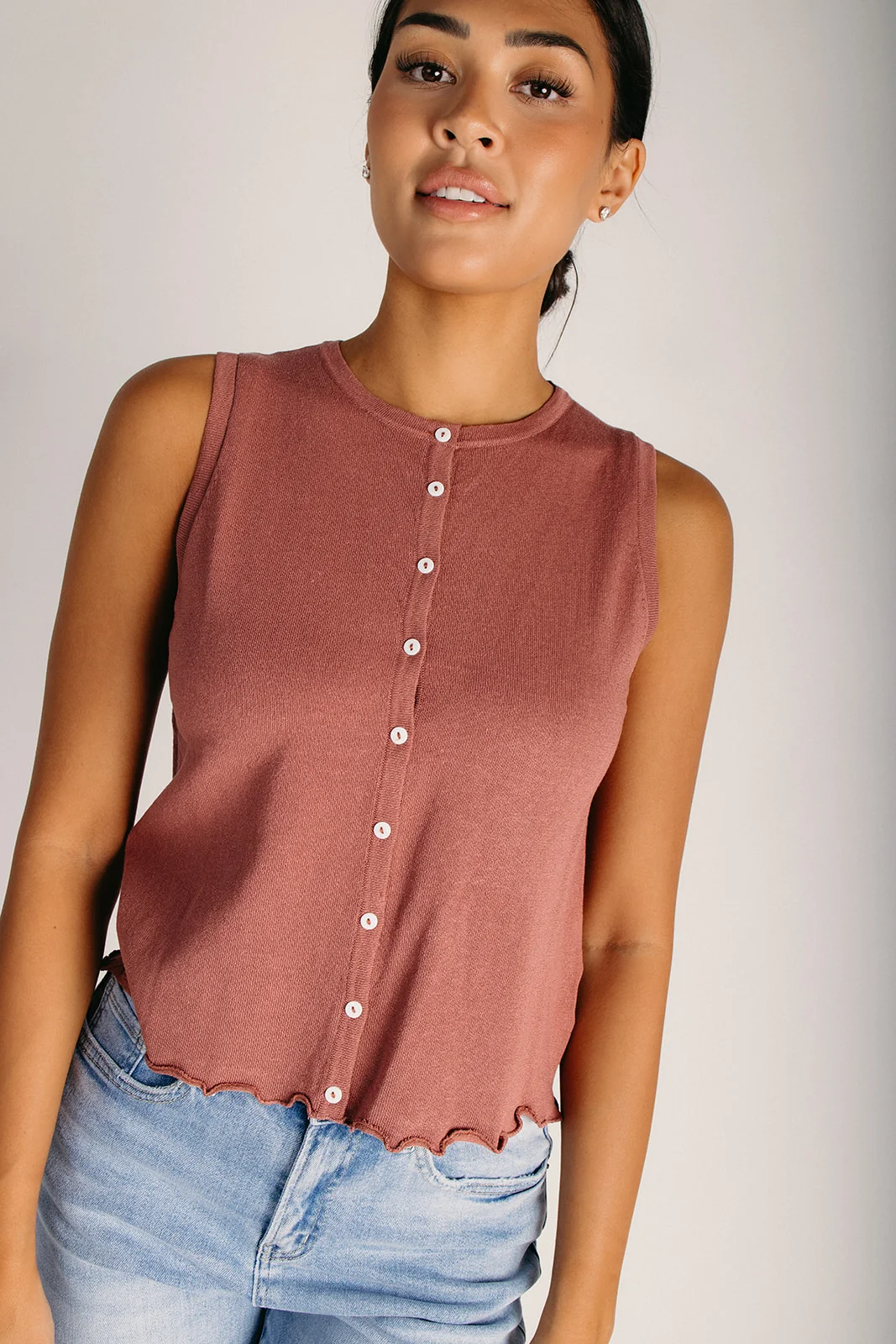 The Saldana Lettuce Hem Button-Up Tank in Red - Image 4