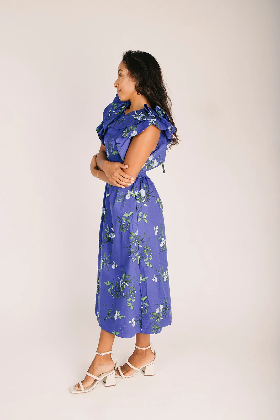 The Sendra Tie Back Midi Dress in Navy Blue + Green - Image 3