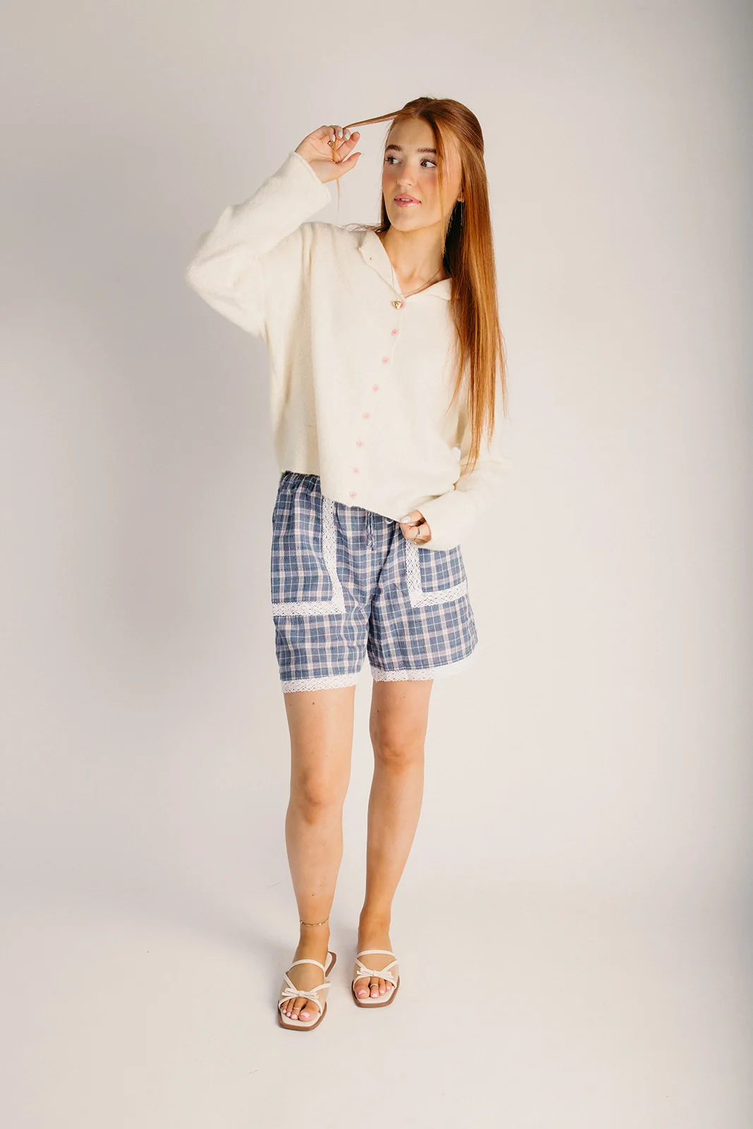 The Toller Heart Button Cardigan in Ivory - Image 5
