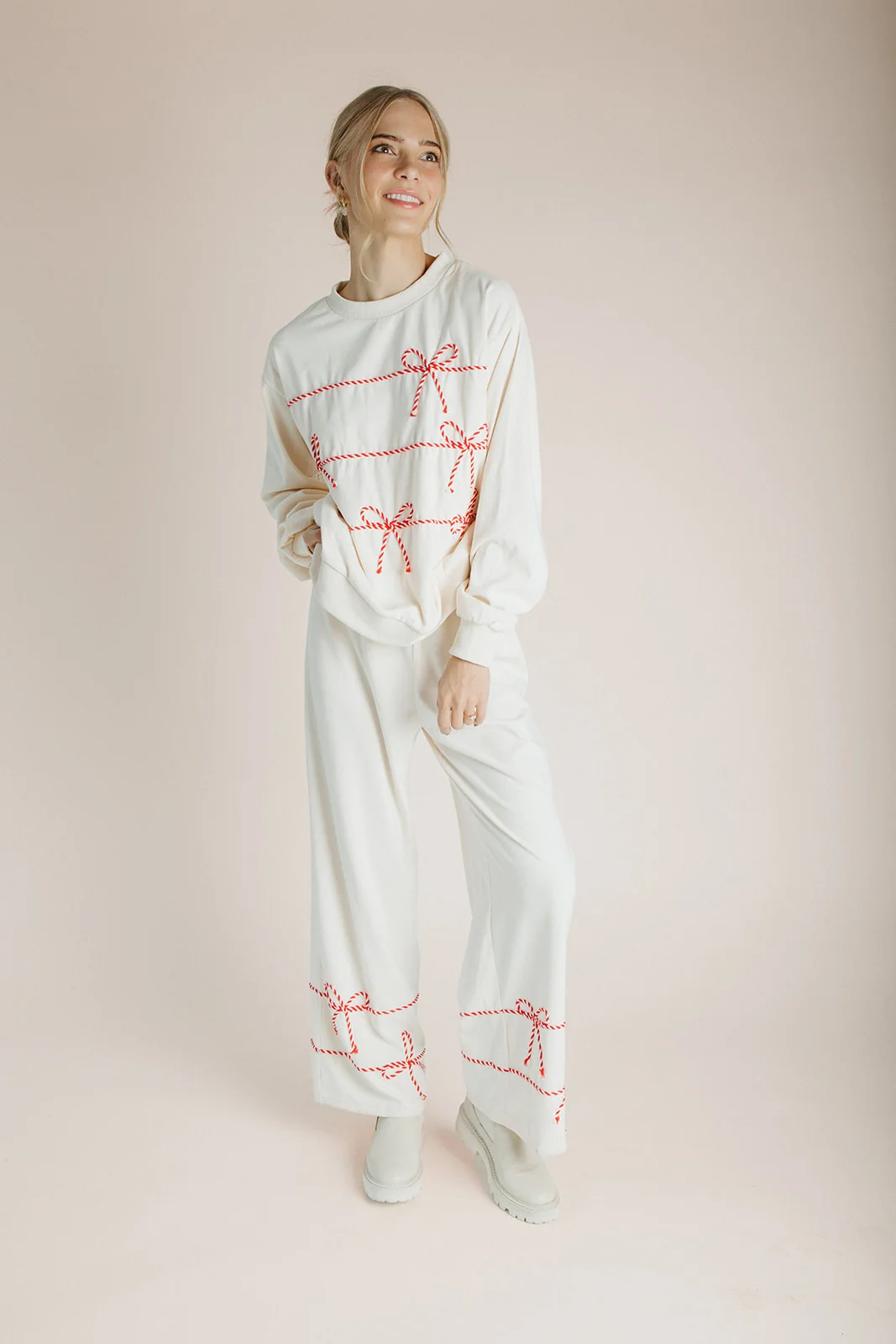 The Torgerson Relaxed Straight Leg Pant in Cream - Image 4