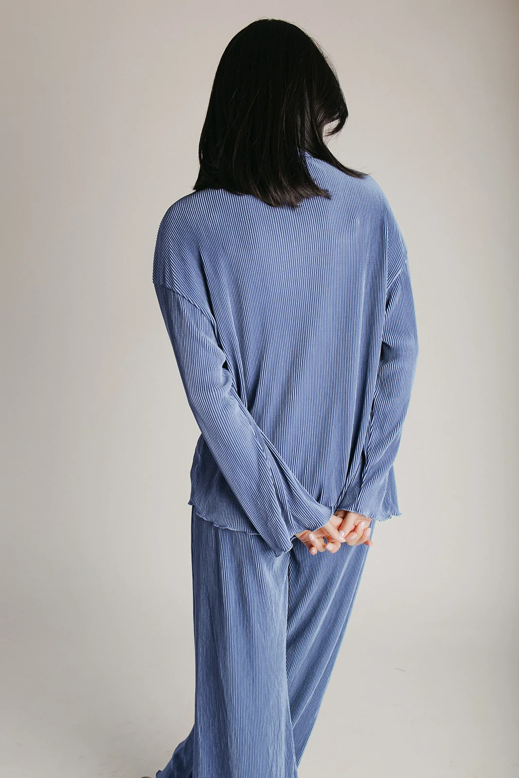 The Travers Pleated Everyday Set in Denim - Image 6