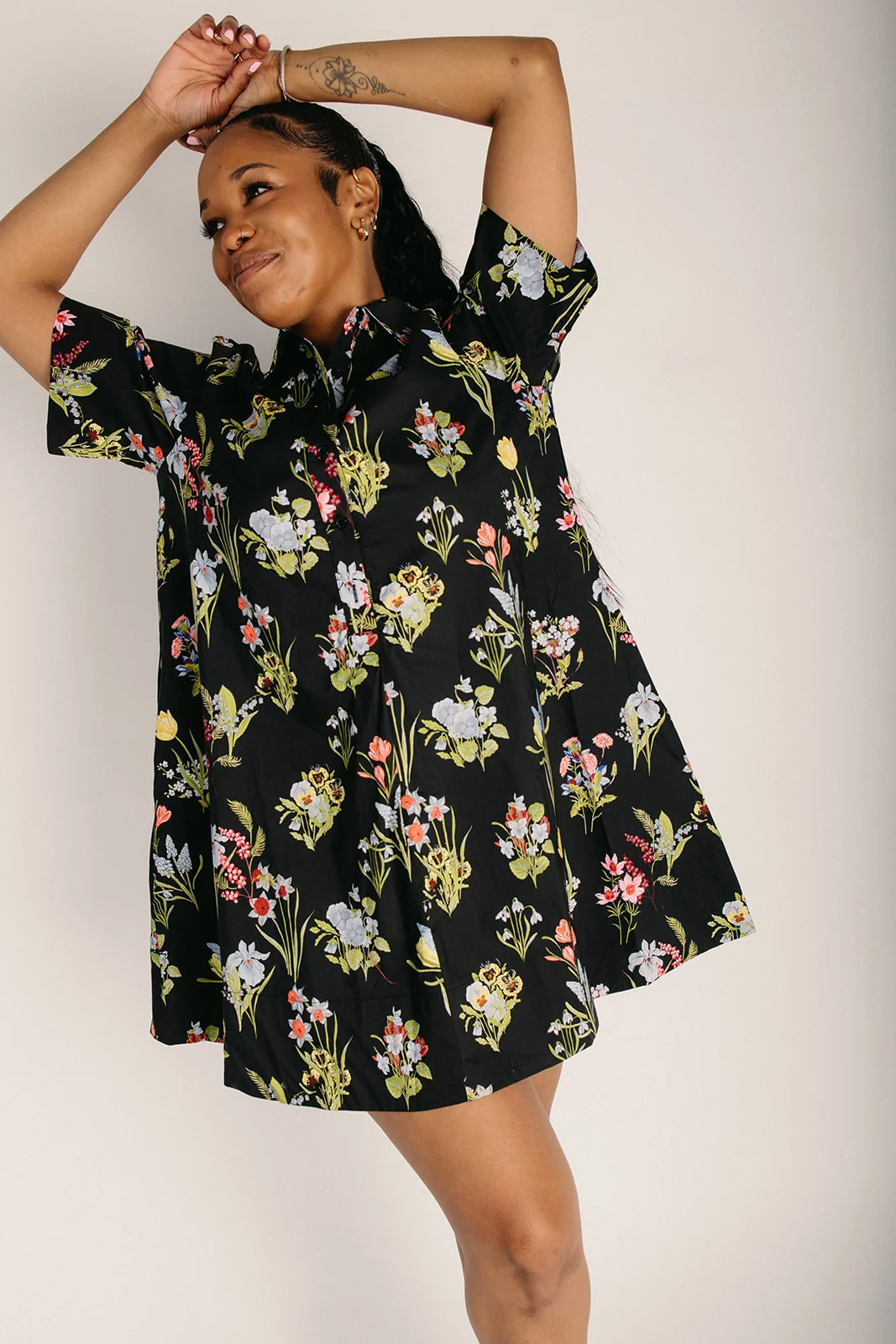 The Yankova Floral Shirt Dress in Black - Image 3